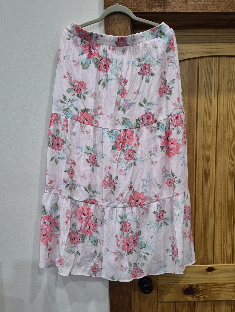 NWT Women's AGB Tiered Maxi Skirt Size Large Coquette Girl - Picture 2 of 5